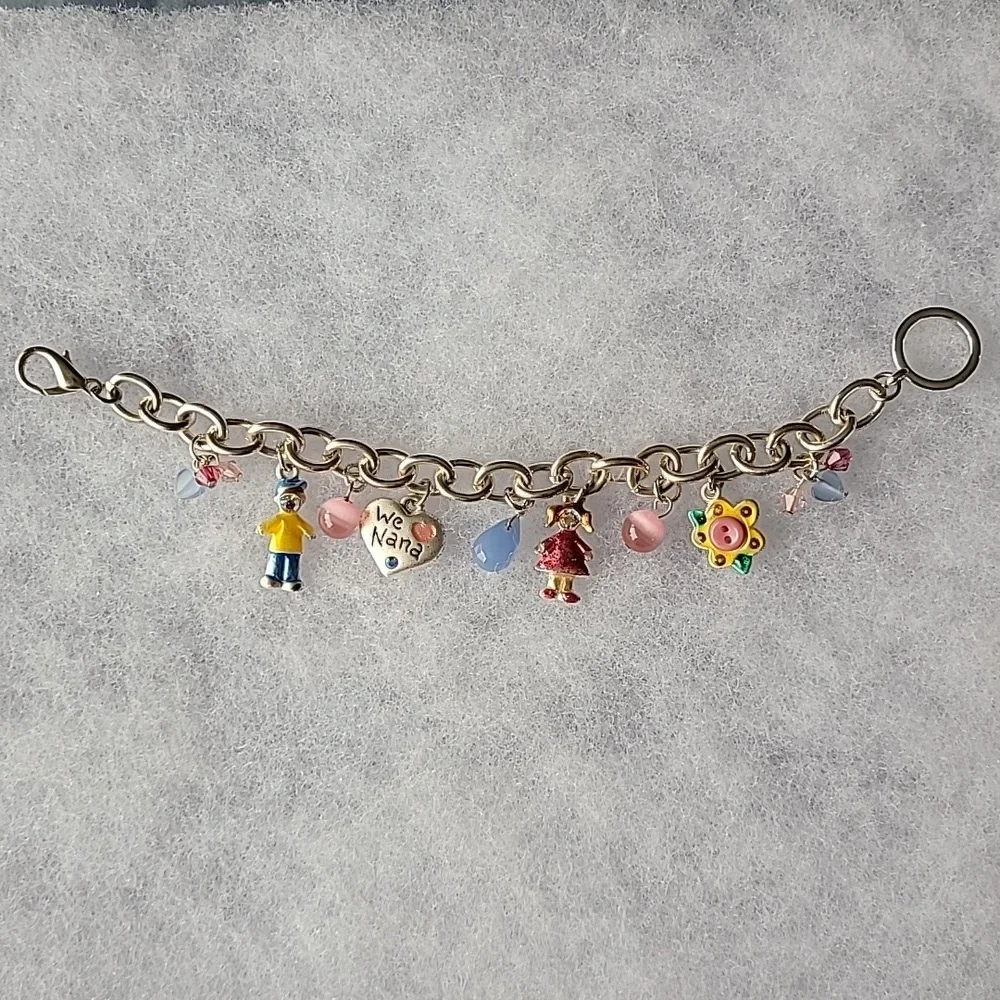2/$8 Vintage Silver Tone Chain Link Nana Grandson Granddaughter Charm Bracelet - Picture 1 of 5